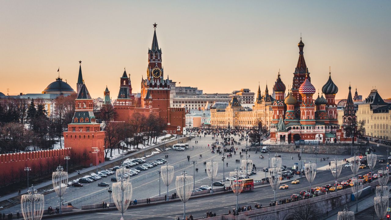 Rosja domaga się bankructwa PGNiG. Pozew z kosmosu